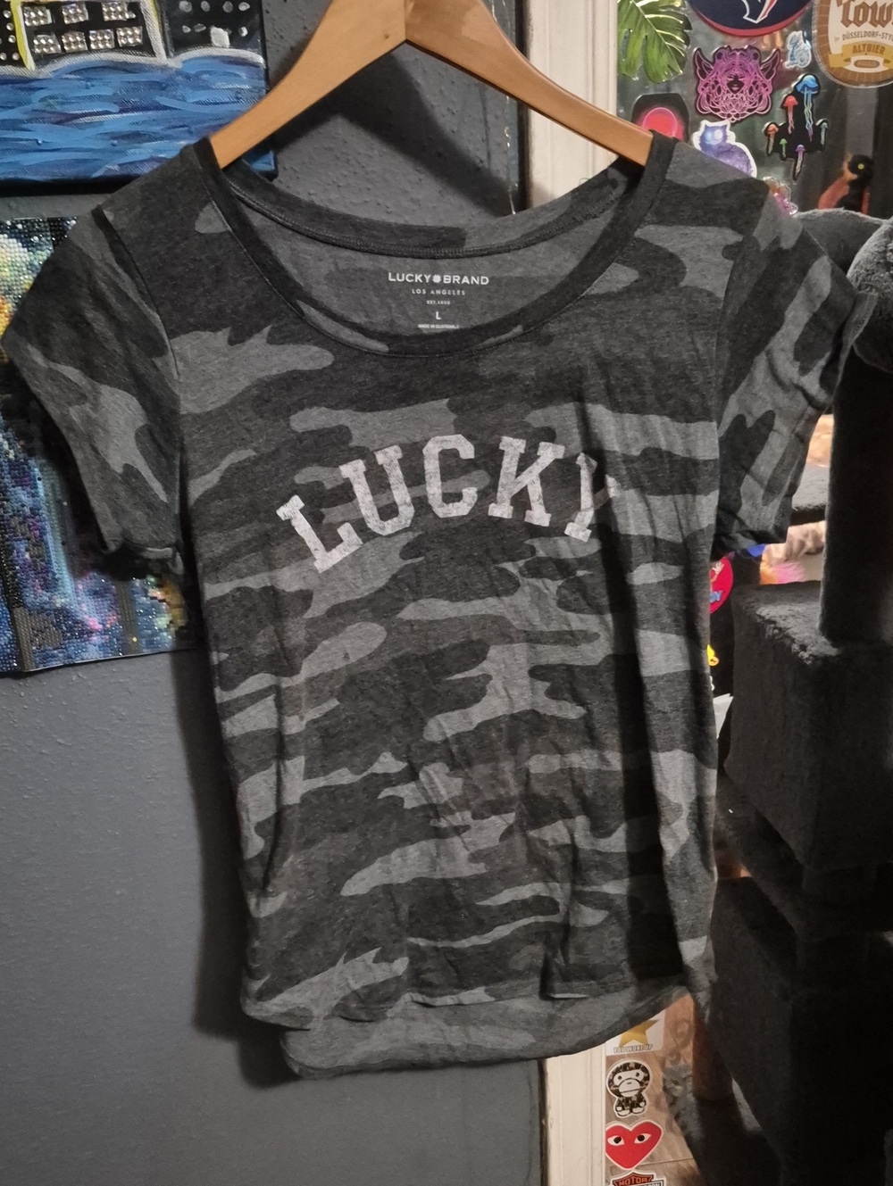 Lucky Brand Gray & Charcoal Camo Short Sleeve Tee